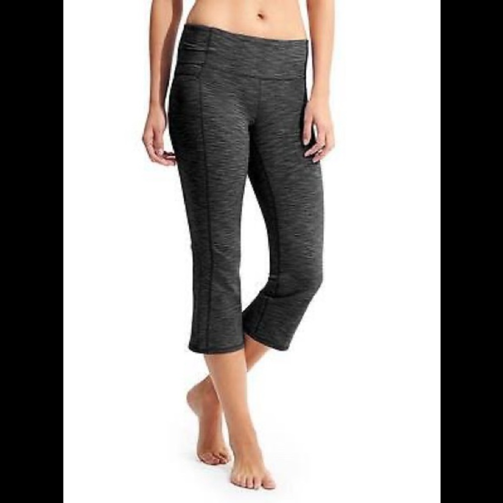 Athleta Energy Power Up Capris M